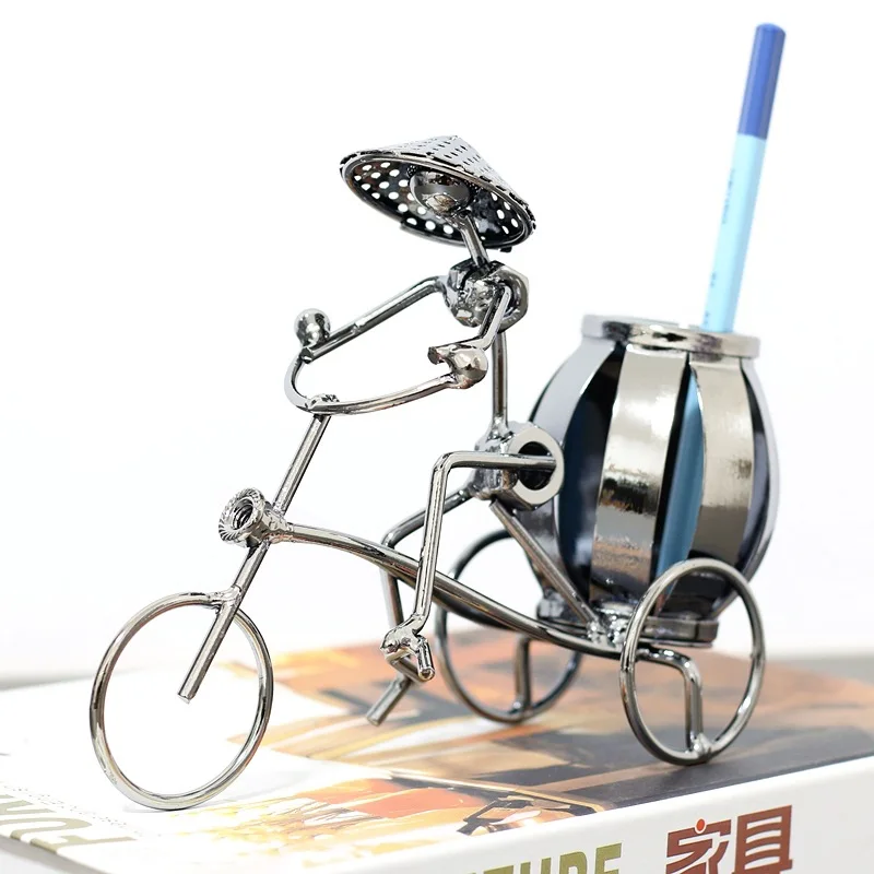 
2021 new arrivel crafts iron three wheel pen holder home children room bedroom decoration Pencil Organizer Stand Container 
