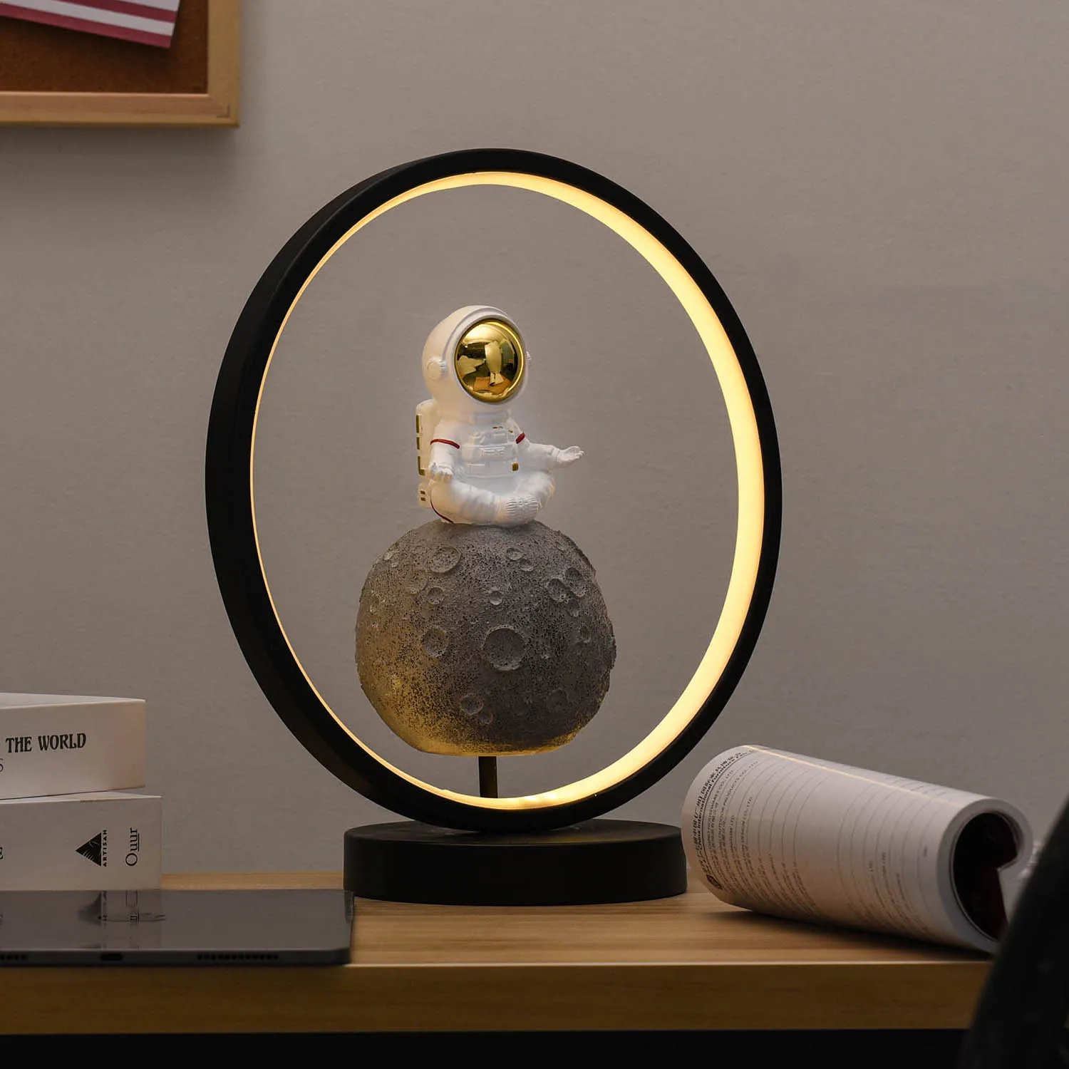 USB Plug Led Decoration  Kids Room Lights Yoga Meditation Bedroom Resin Astronaut Statue Modern Table  Night Lamps Home Decor