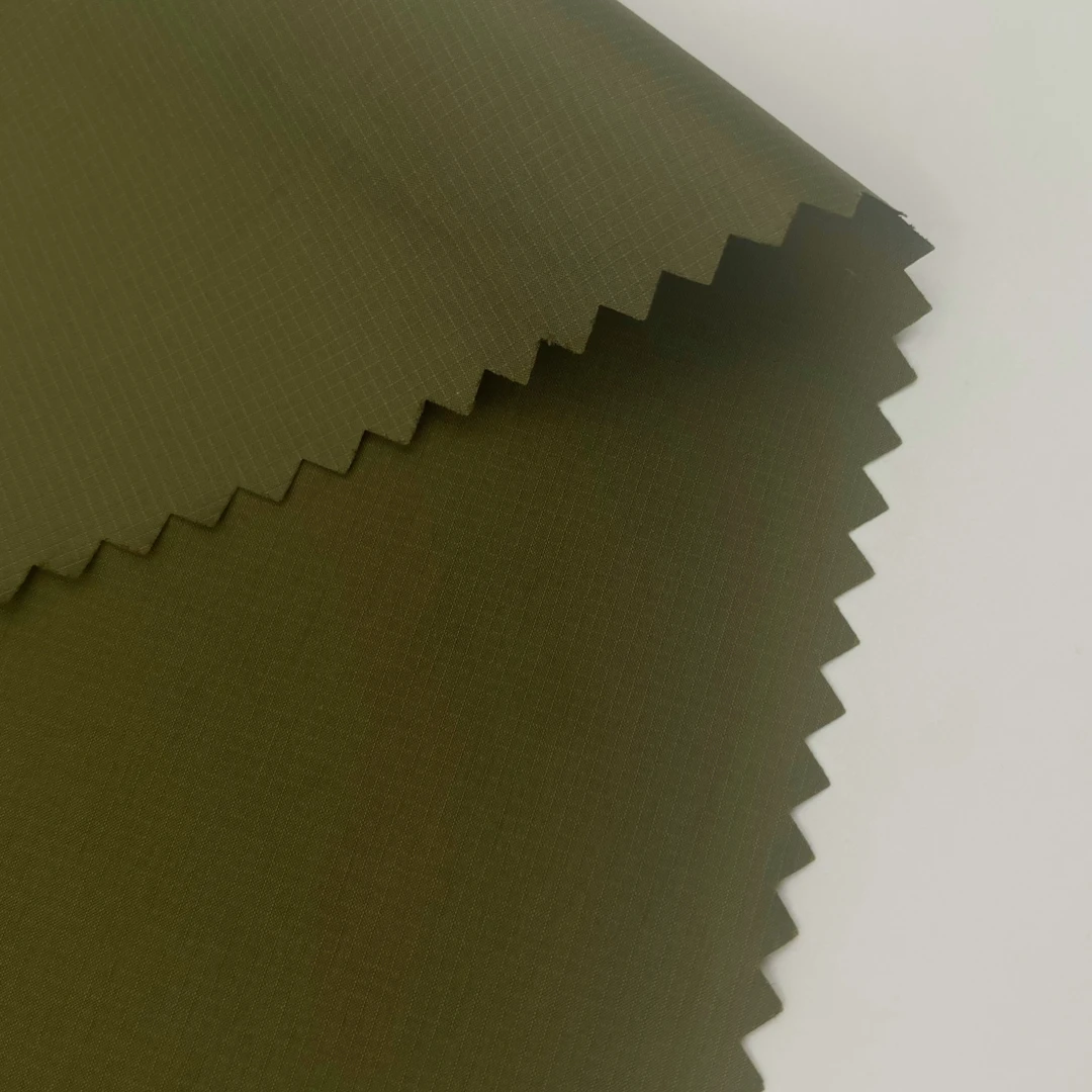 20D 100% Nylon Ripstop Light Waterproof Downproof Fabric For Down Jacket