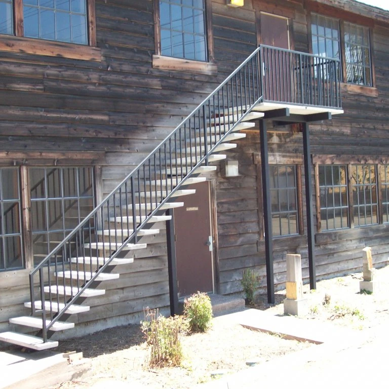 Лидер продаж сборные Наружные лестницы металлические стальные прямой чехол