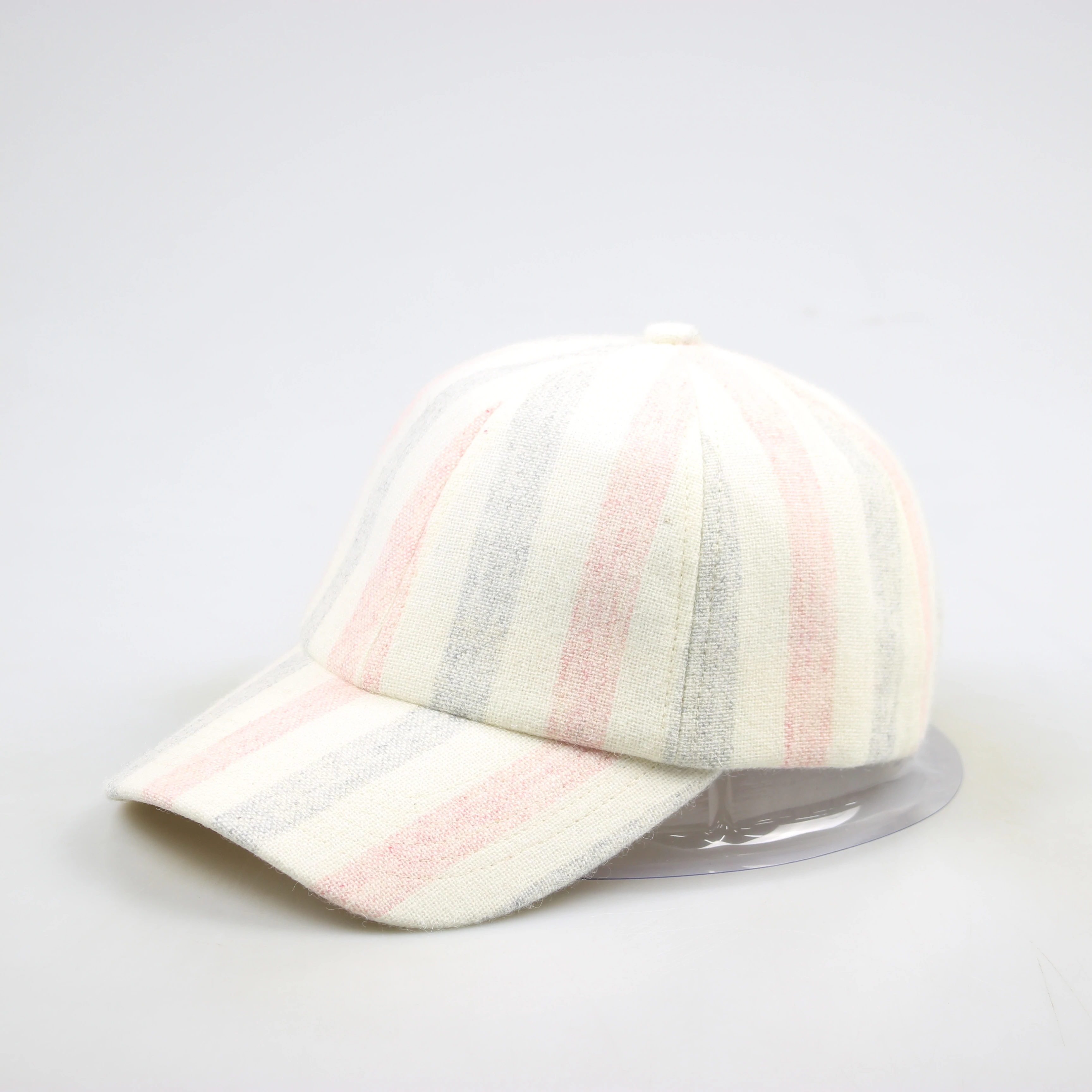 Customized Light Weight Cotton Fabric 6 Panel Baseball Cap Blank Hat Sport Cap With Rubber Strap Metal Buckle