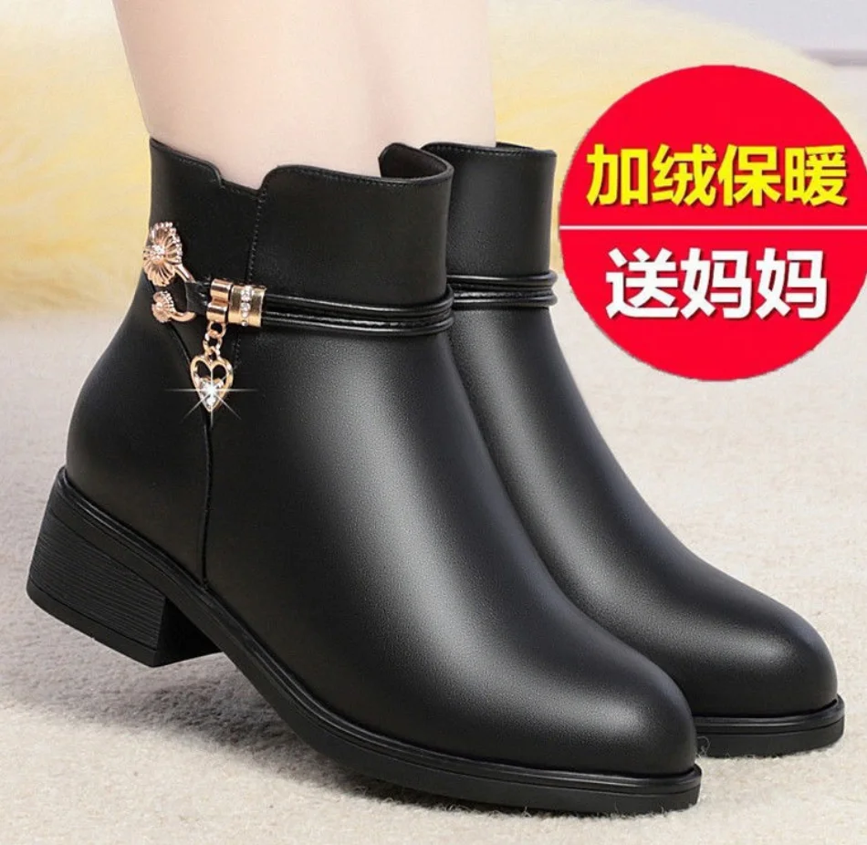 Latest Autumn Nice Design Fashion Winter Shoes Leather Woman Boots