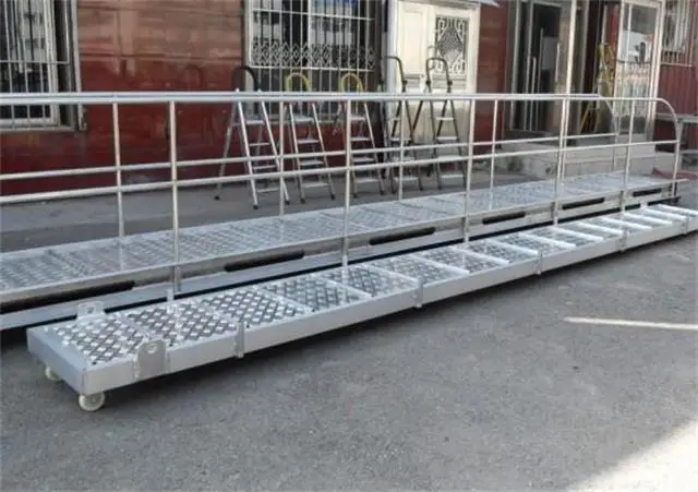ship long aluminum telescopic wharf gangway ladder with handrail,hand winch