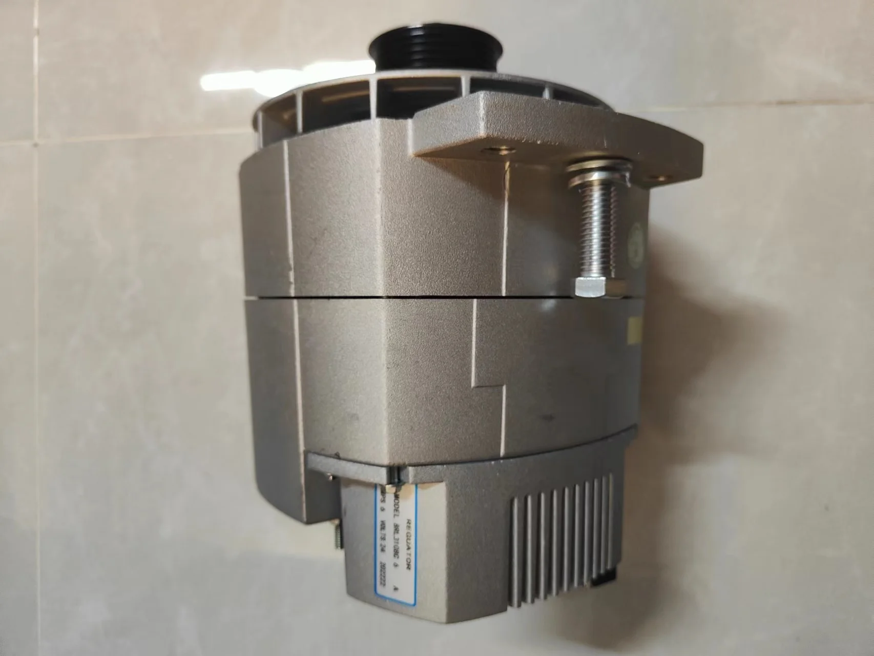 High Quality Factory Price Alternative Energy Generators YUTONG ZK6898HE Bus Spare Parts