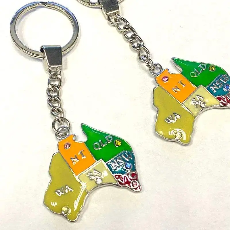 Factory Direct logo souvenir keychain Metal country shaped pendant keychain