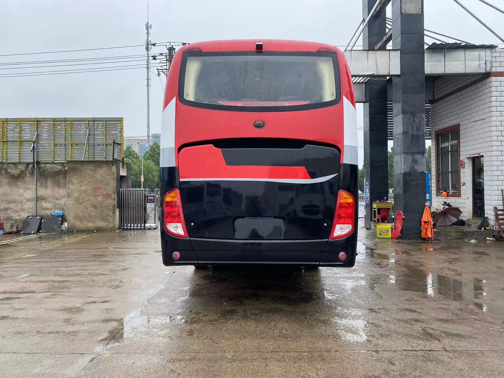 Лидер продаж подержанные дизельные 2021 с левым приводом автобусы Yu tong Подержанный автобусный автобус передний двигатель для продажи