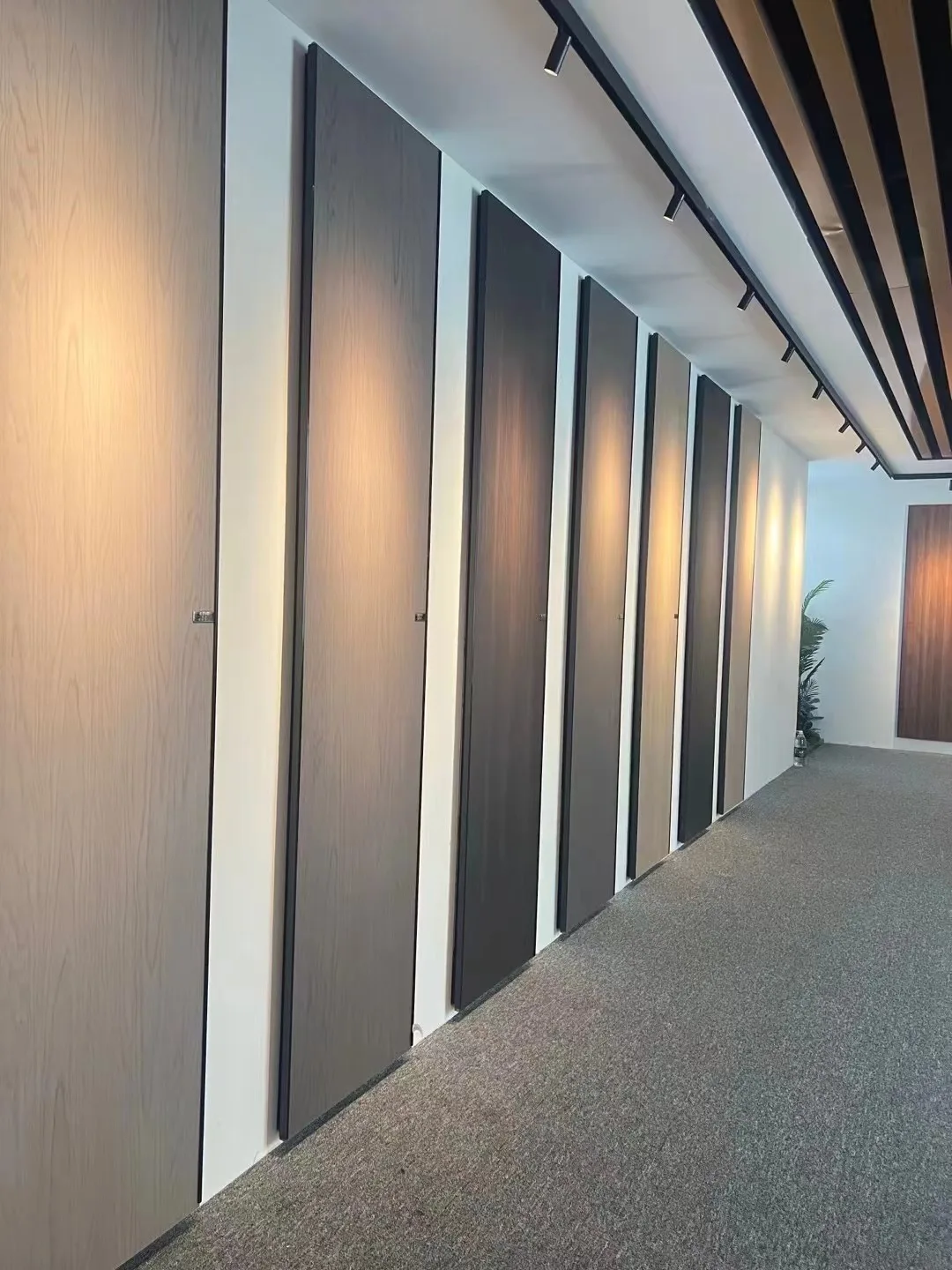 Factory Heavy-Duty Universal Fit Ecological Board Decking Precision Controlled Sustainable Design with E1 Formaldehyde Emission