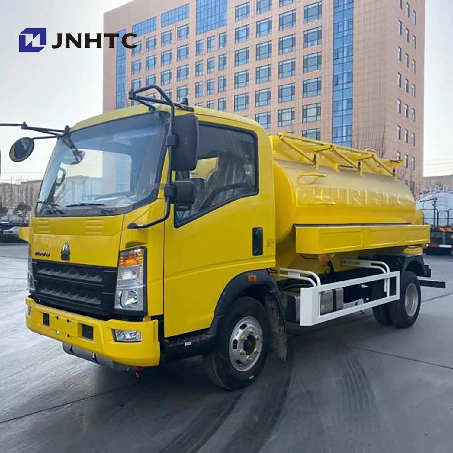 Китайский лучший бренд sinotruk howo 3000L 5000 литровый Автоцистерна для нефти низкая цена небольшой заправочный
