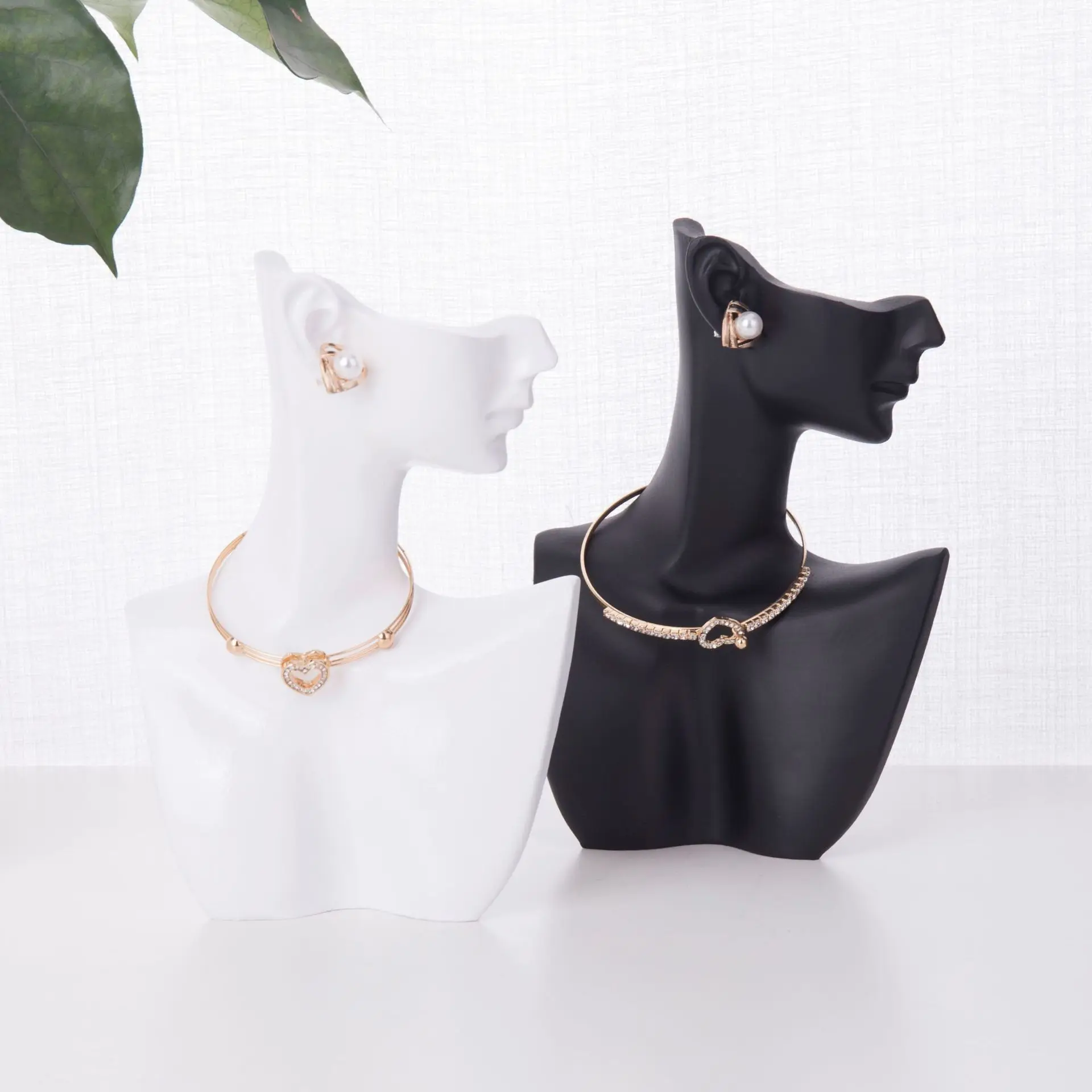 Dangle Pendant Earrings Bracelet resin necklace bust jewelry display Women Face sideways Necklace Display Stand