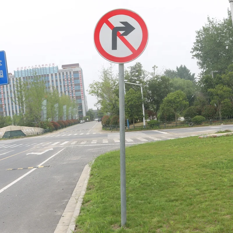 Fluorescent traffic signal warming signals