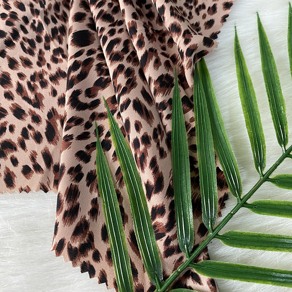 Latest Fashion Printed Fabric 98%Polyester 2%Spandex Leopard Grain Animal Fabric for Woman Dress