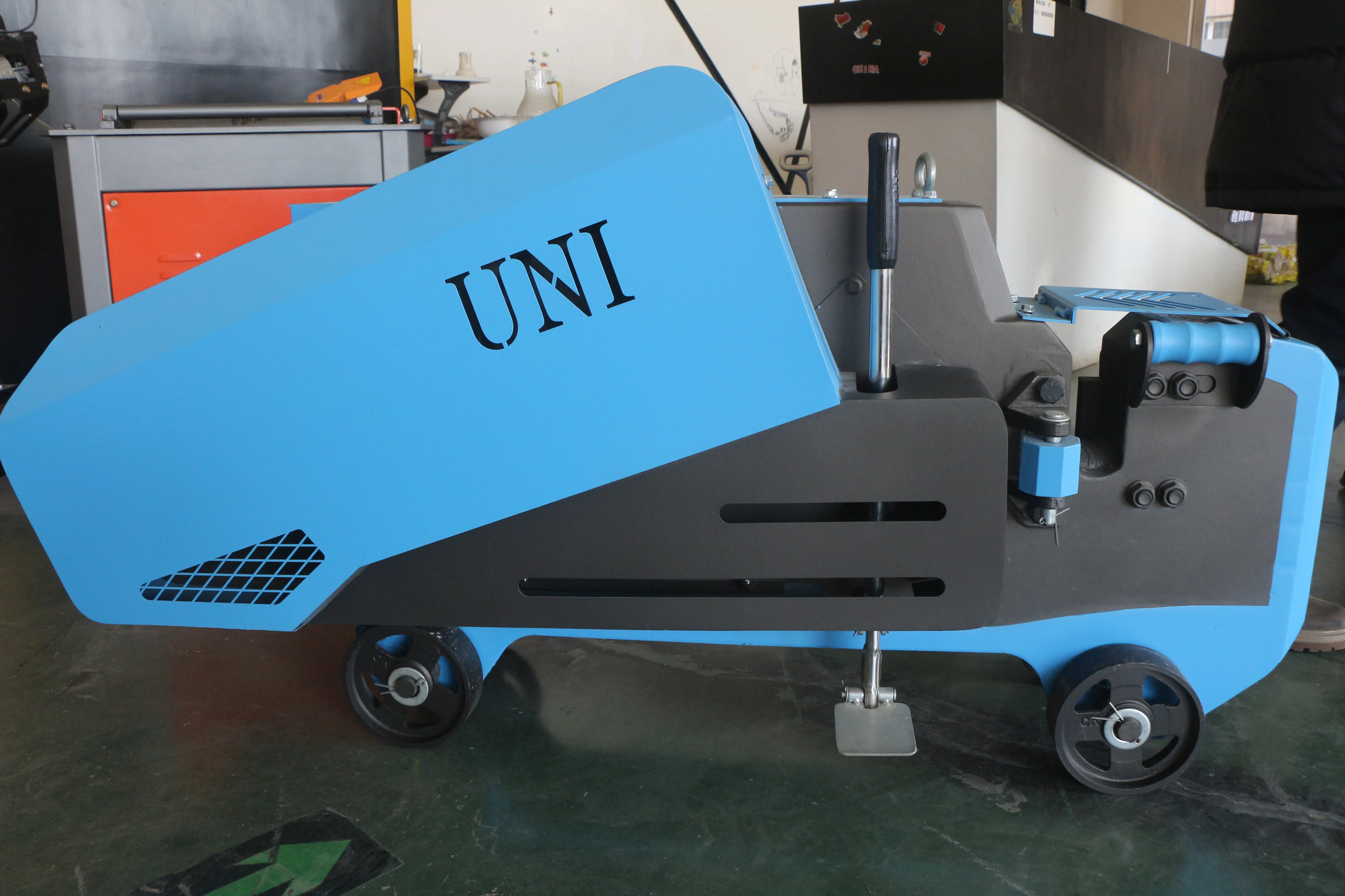 Automatic bar cutting machine for steel bar construction  bar cutting machine