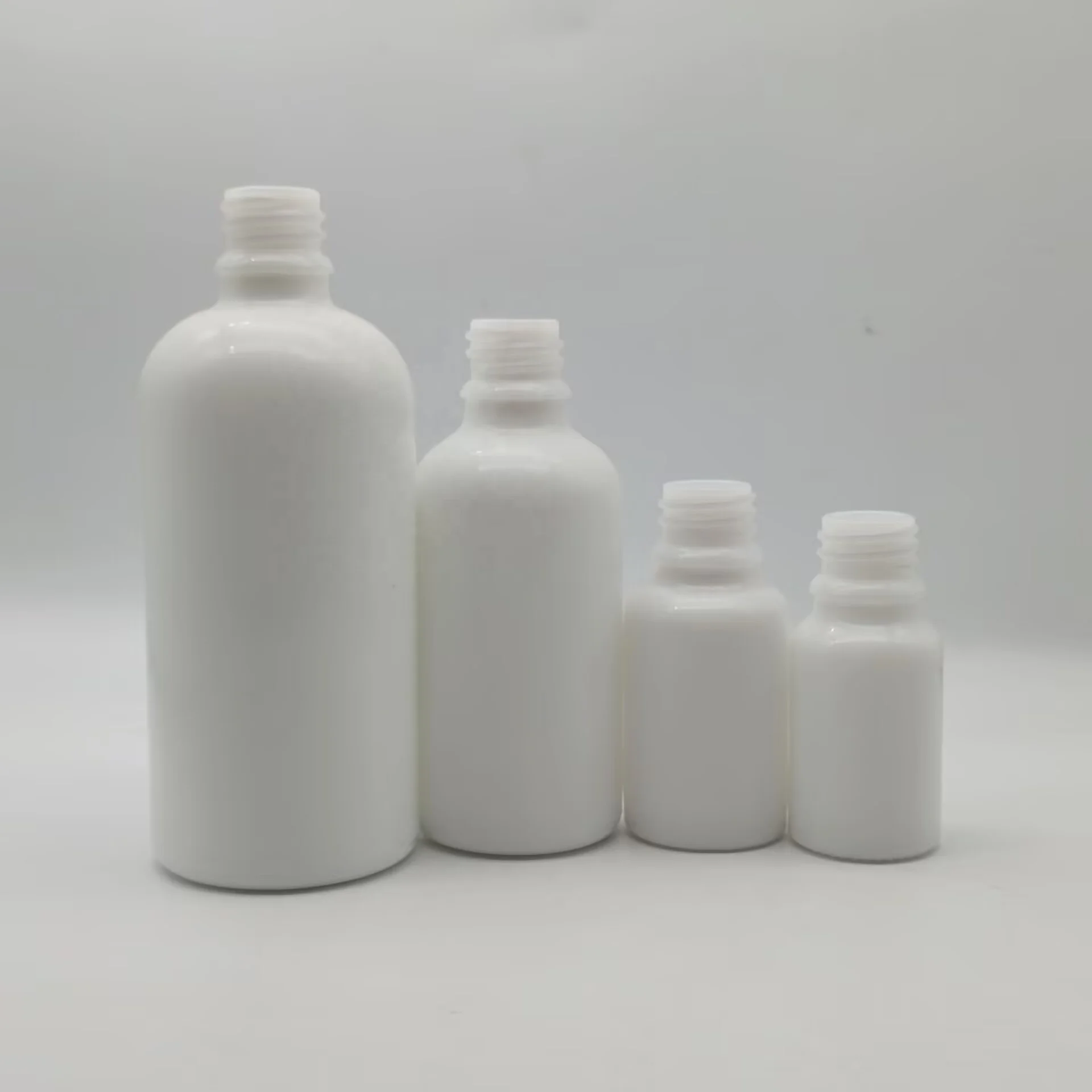 Hot Sale White Porcelain Opal Tablet Pill Bottle 5-100 ml DIN 18 mm for use with essential oils, perfume, liquids.