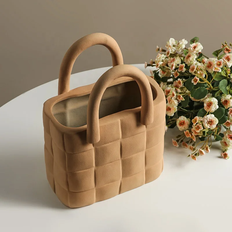 BHM Factory wholesale Nordic Creative Simple Vase for Living Room Ornament Vase beautiful Handbag Ceramic Vase