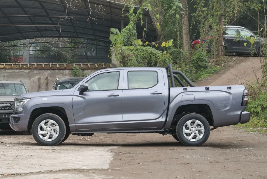 Standard Box 2WD King Kong Cannon great wall cars 2021 used car great wall right hands drive from China