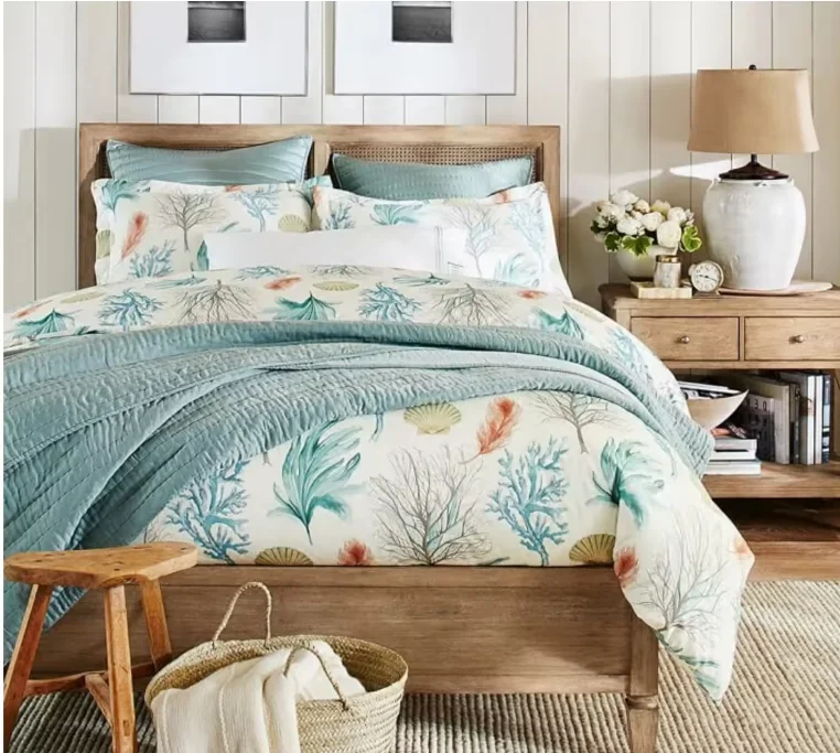 Solid wood adult double bedroom hotel bed sheet furniture customized