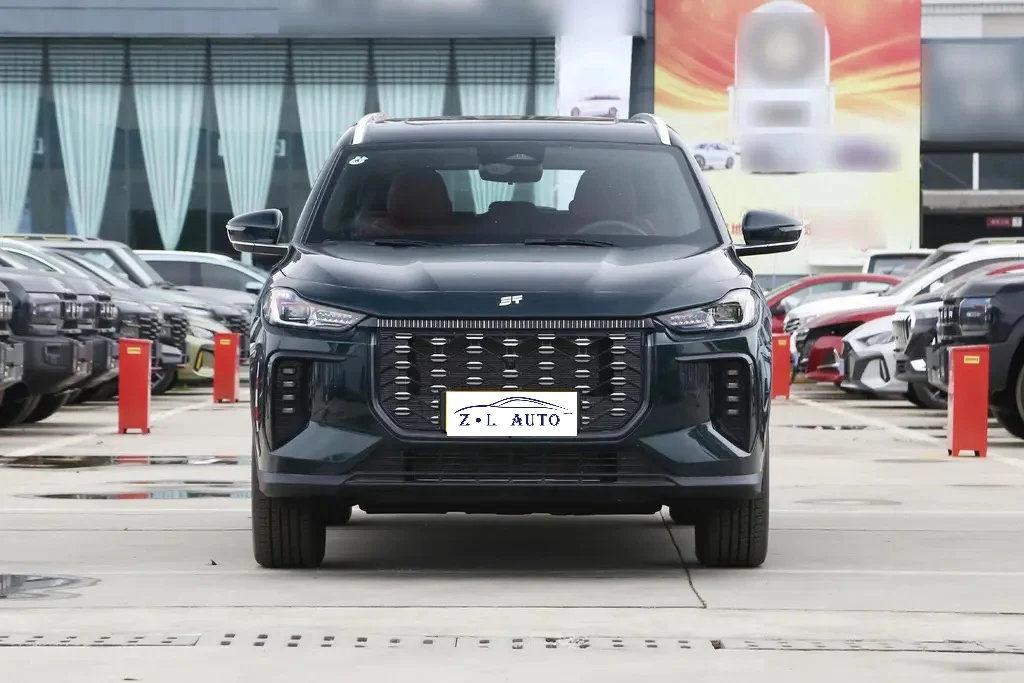 JETOUR X70 C-DM 2024 model 1.5TD DHT Voyage edition PRO, Mid-size SUV 1.5T 156HP L4 Plug-in Hybrid, 5 doors 5/7 seats