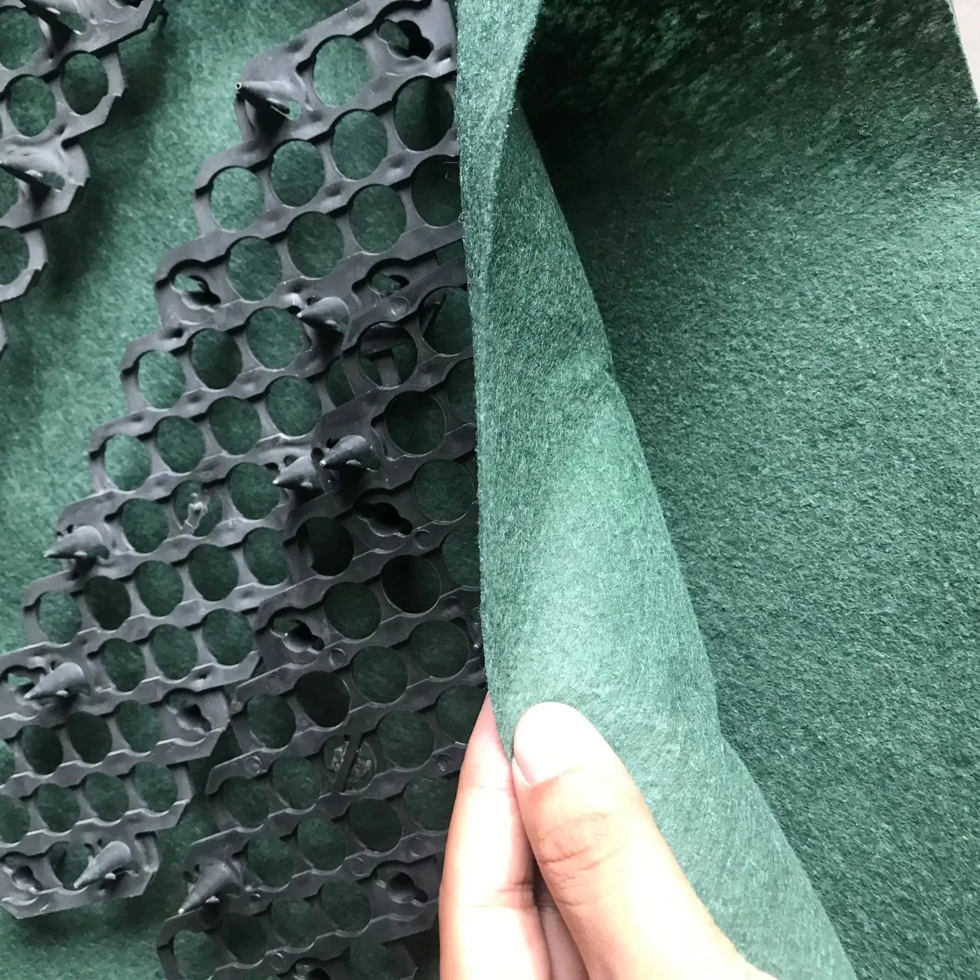 Eco-friendly Sand Beach Geobag Waterproof Geotextile Geo Bag River Bank Slope Protection Mine Restoration Greening Barren Hills