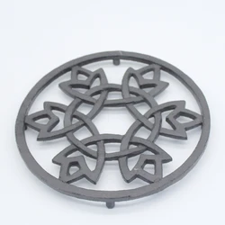 Antique cast iron metal art and craft six leaf lantern ring trivet for kitchen decoration