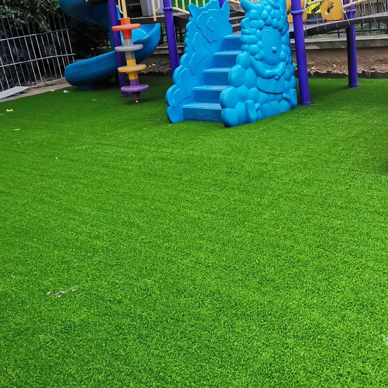 
 A good quality V shape Plastic grass Carpet thickened synthetic turf carpet landscape rubber  