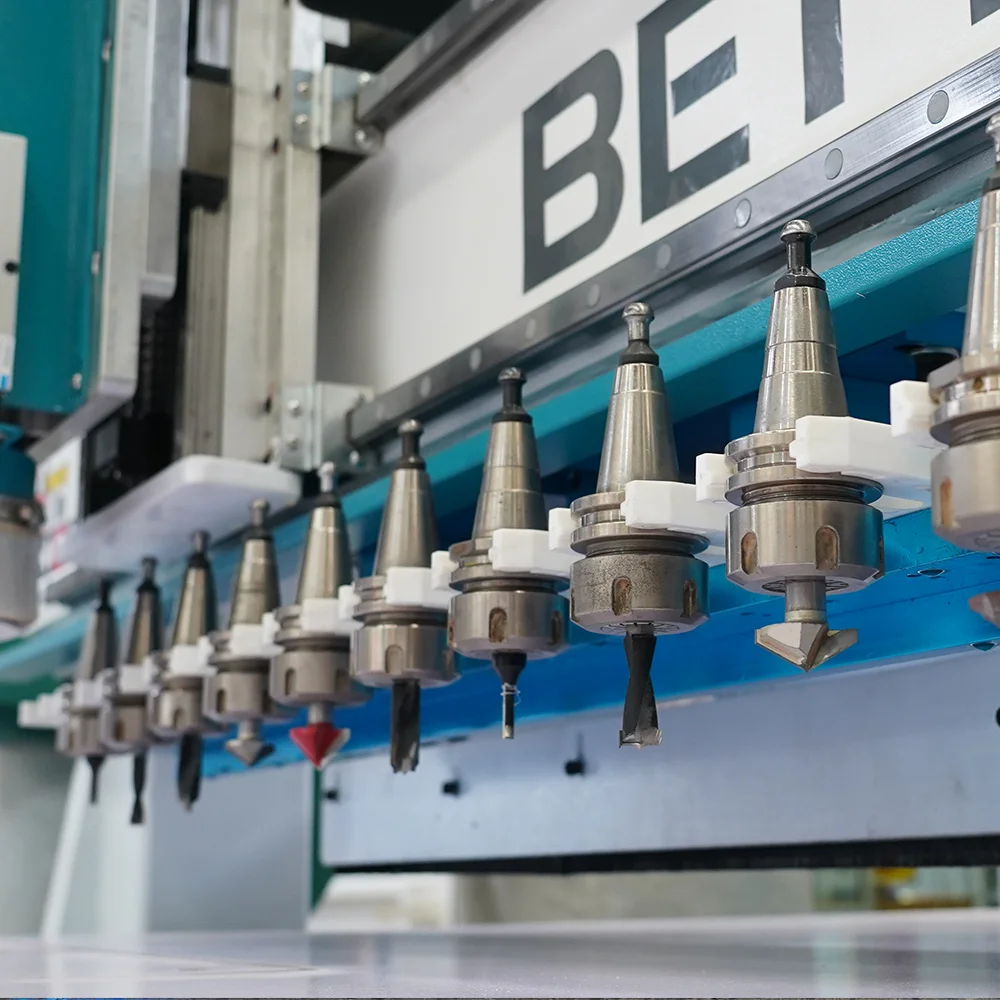 One-Click Automatic Linear ATC CNC Router CNC Milling Drilling Machine with 12 Straight Row Tool
