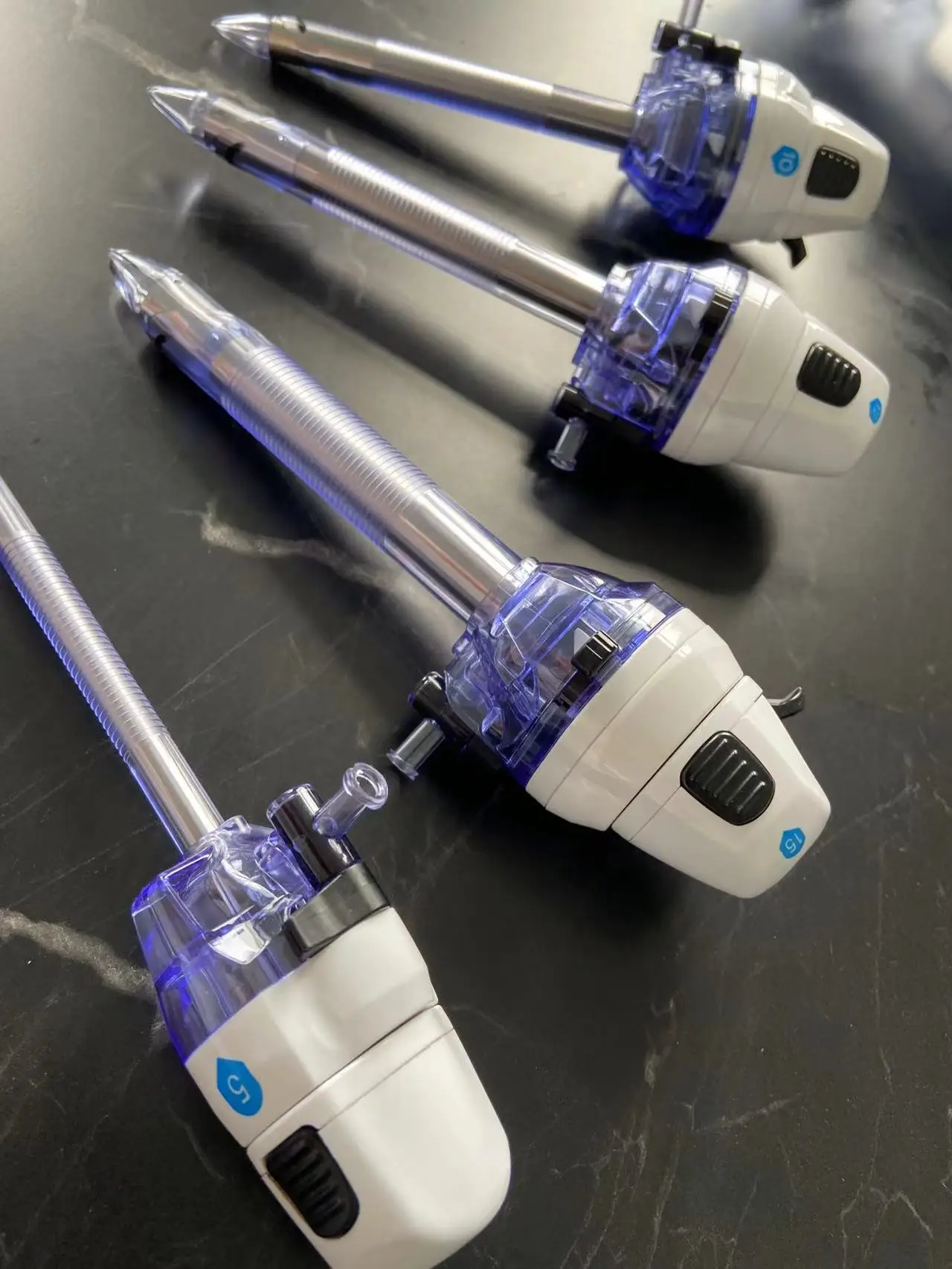 CE USA approved Best price Medical Surgical laparoscopic instruments Disposable Bladeless Trocar