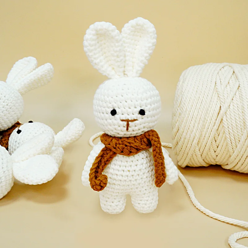 Wholesale Cartoon Knitted Rabbit Crochet Animal Toys Handmade Knitted Animal Crochet Stuffed Toy