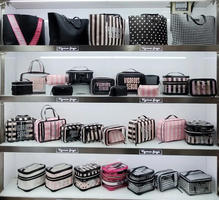 Wholesale New Trendy Designer Pink Brown Black PU Leather And Clear PVC Makeup Cosmetic Pouch Bag With Metal Zipper For Women