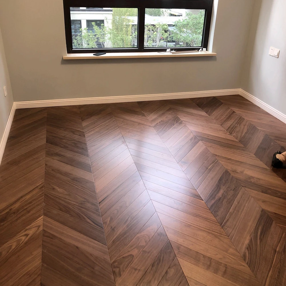 New Design Indoor Wpc Decking Laminate Flooring Solid Wood Plastic Panel For Home