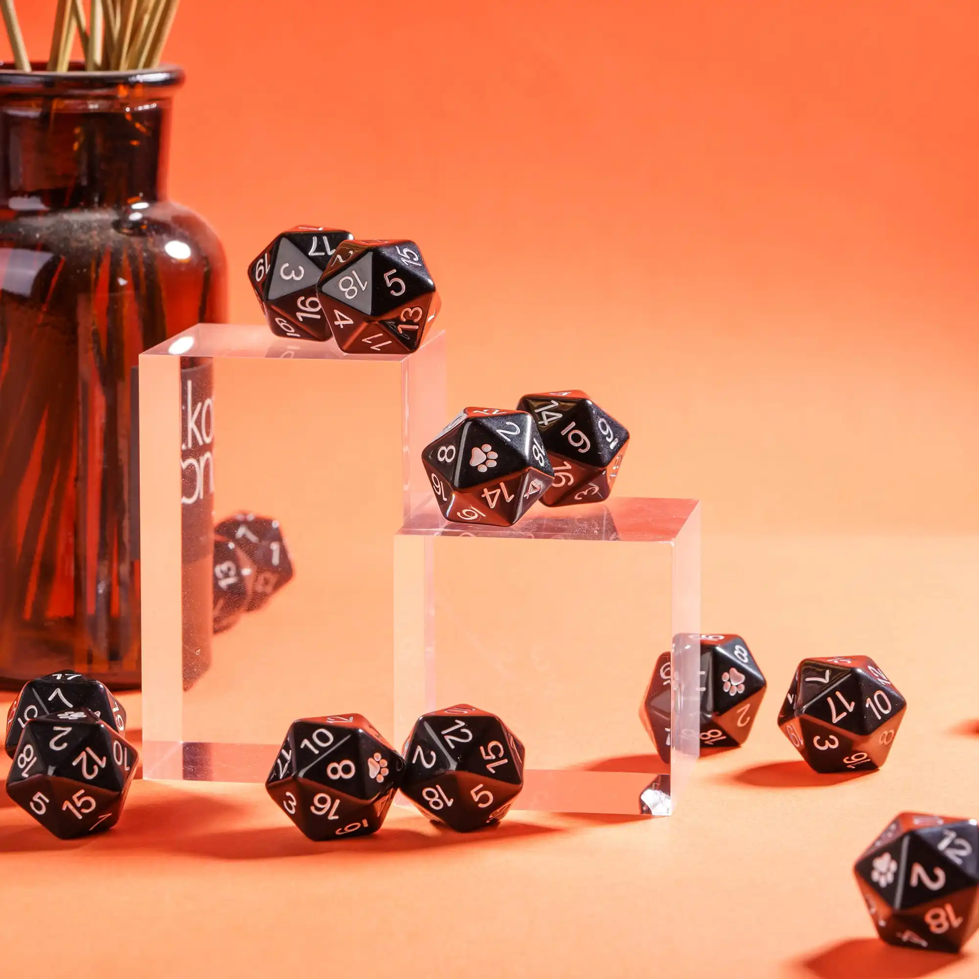 Udixi Resin Pip 21mm D20 Cat Footprint dnd game dungeons and dragons resin RPG dice set