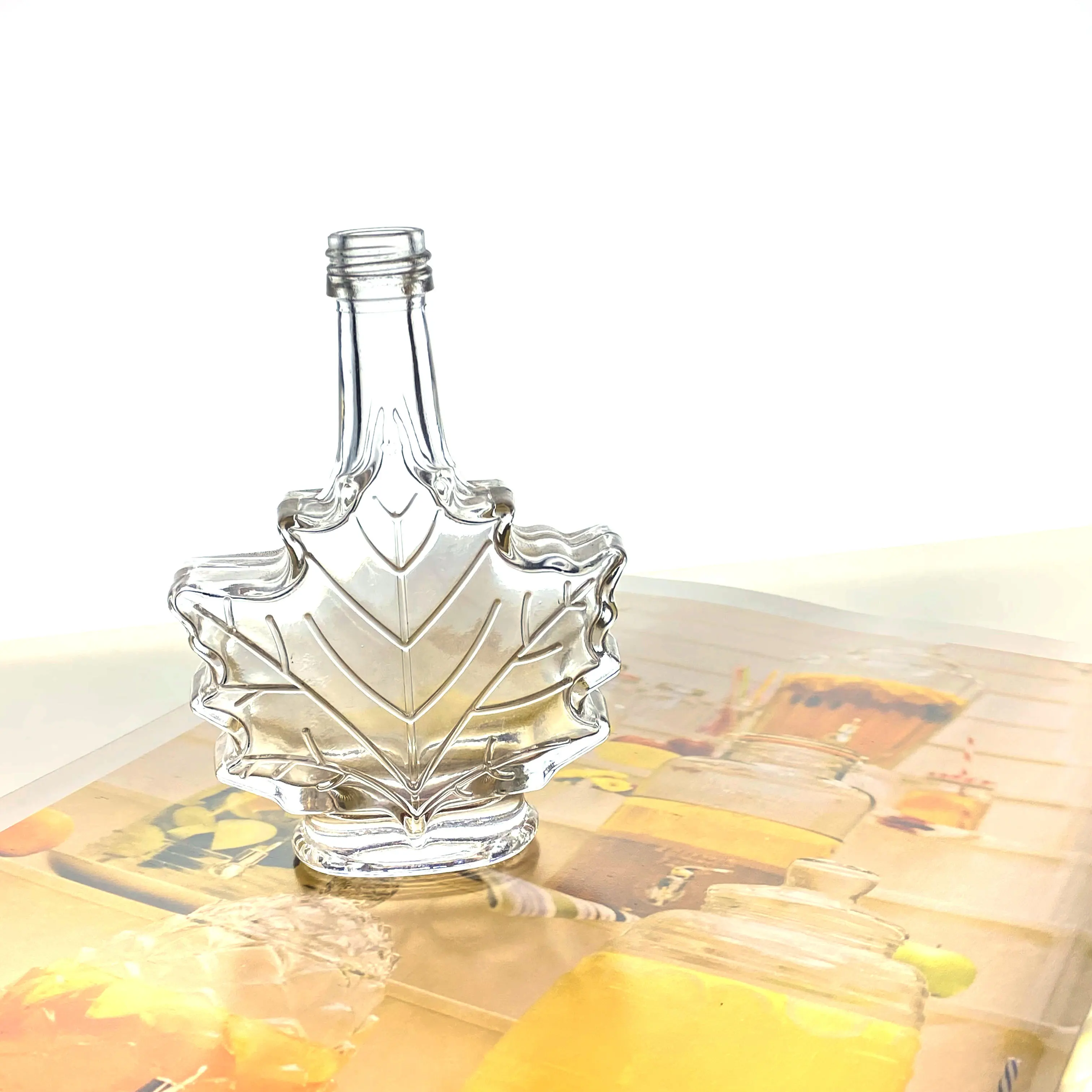 Unique shape with aluminum lid cork gift maple leaf custom empty mini 50ml100ml 250ml glass wine bottle transparent