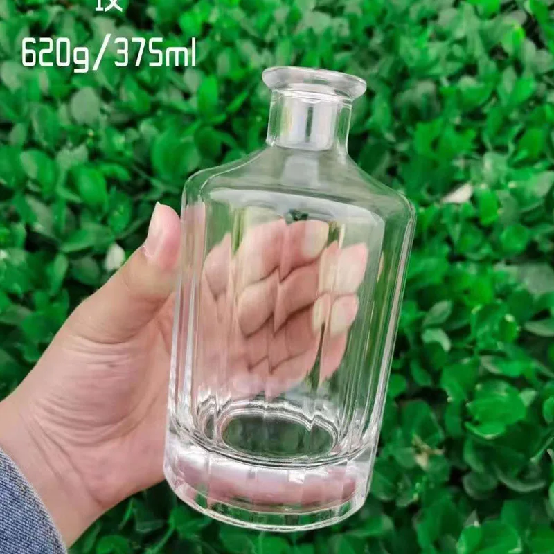 Круглый спрей с логотипом заказчика винтажная стеклянная бутылка для водки виски черного и золотого цвета 100 мл 700 750 500