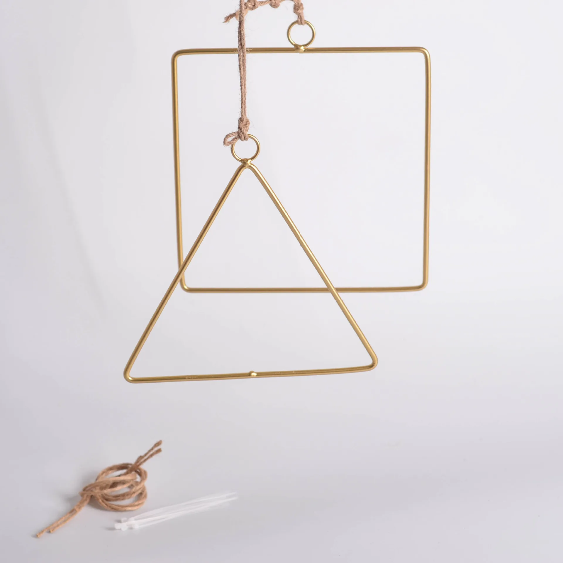 Nordic style creative ins iron geometric garland hemp rope wall hangings pendant