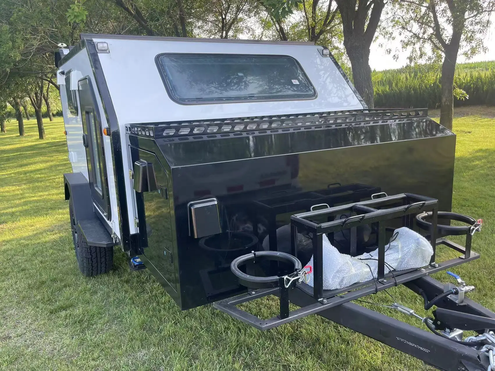 LONGHE Fashionable Best Trailer Campers Small Camper Trailers for Sale