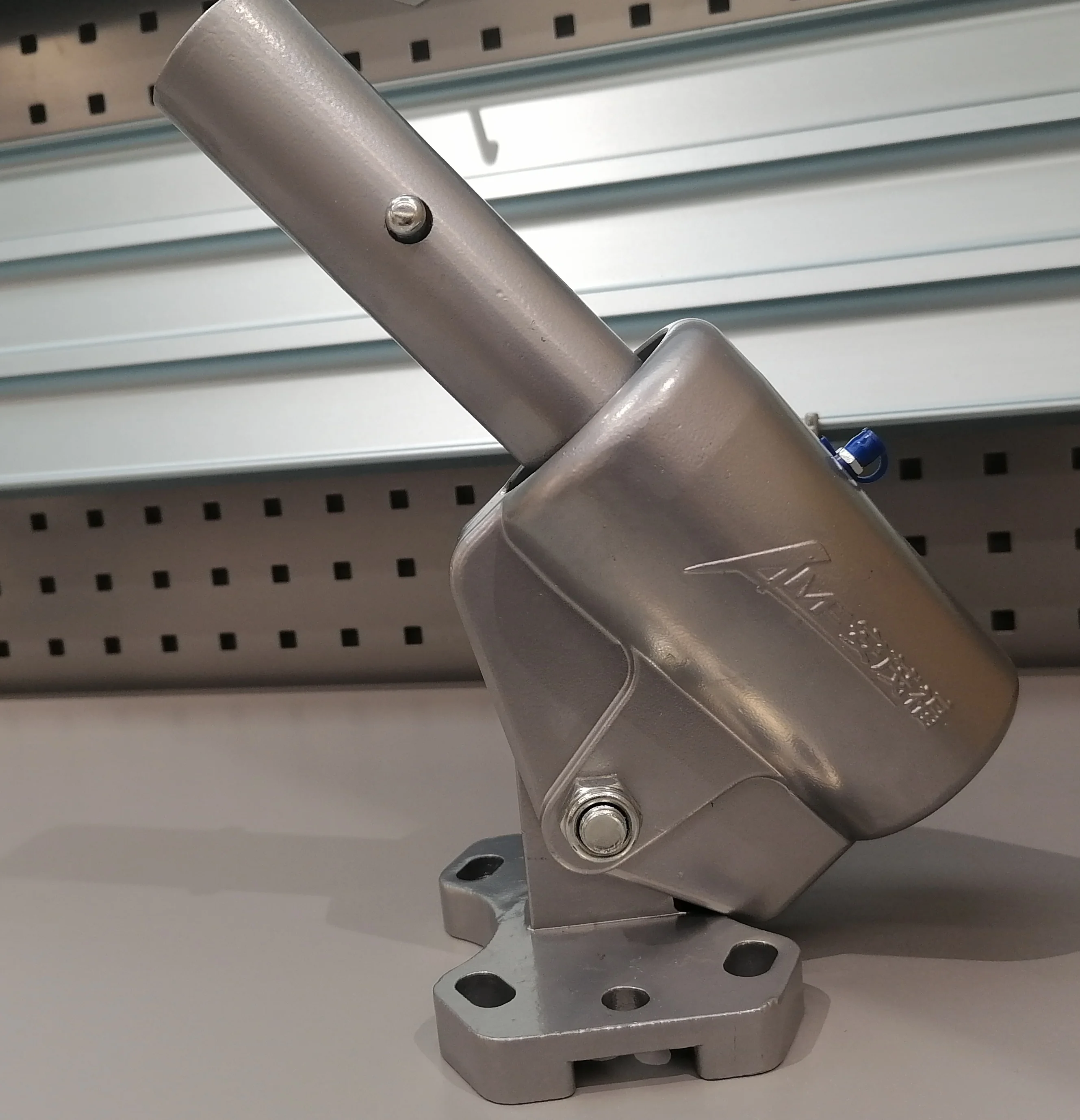 Concrete Tool Adjustable Bull Float Bracket Wormgear Bracket Knucklehead Gearbox Knucklehead Tilt Bracket