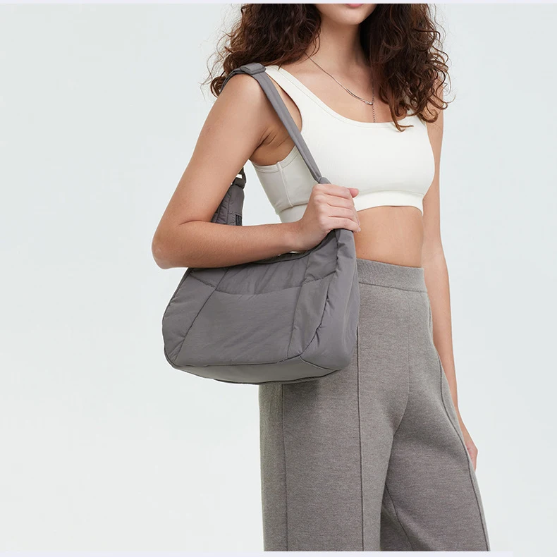 New nylon armpit bag for women simple dumpling handbag niche lightweight shoulder bag with Adjustable Strap