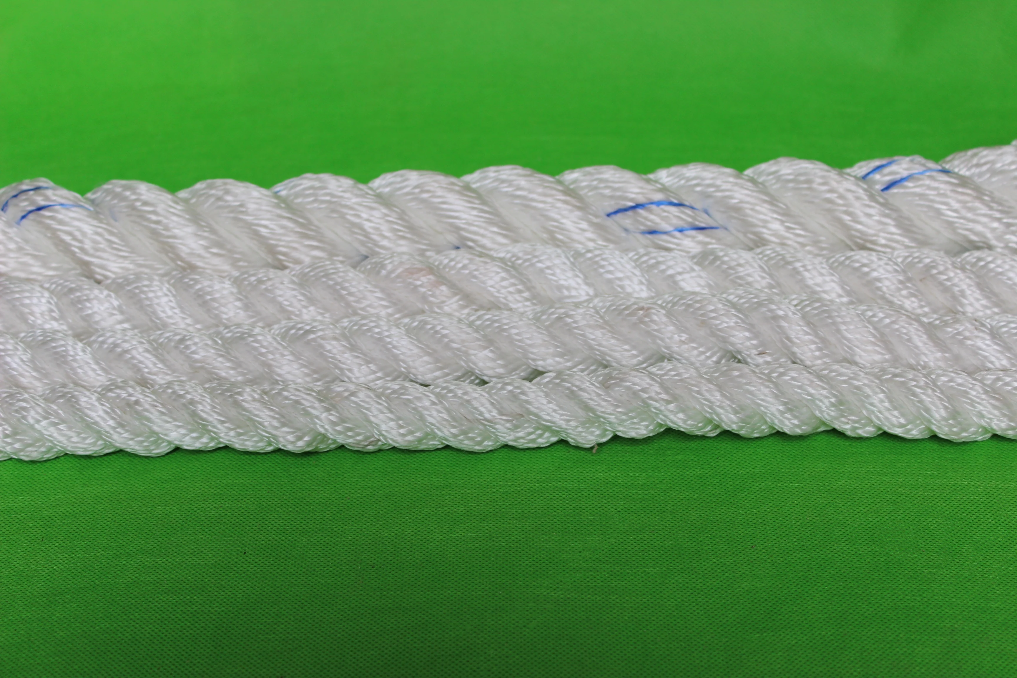  Белый Пограничный канат в крикете