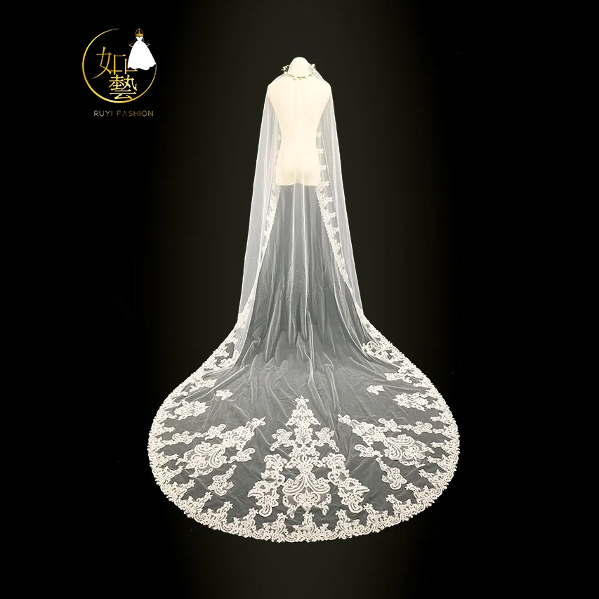 
1 tier applique lace Ivory Wedding long veil 