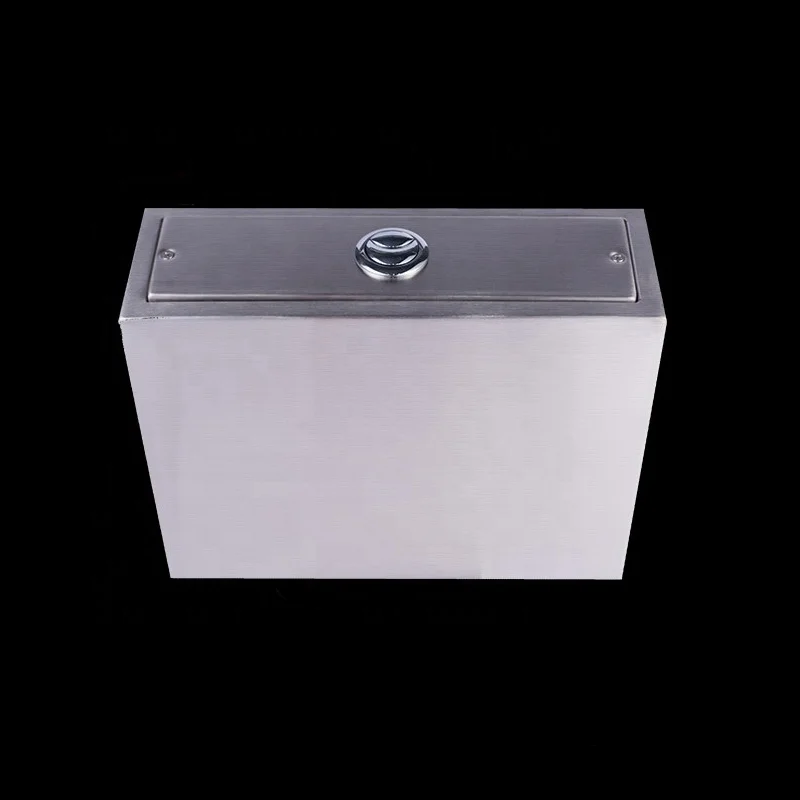 Standard size, stainless steel water tank
