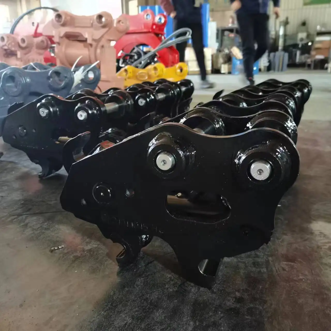 Construction Machinery Attachments Mini Excavator Parts Hydraulic Quick Hitch for 1-4ton excavator