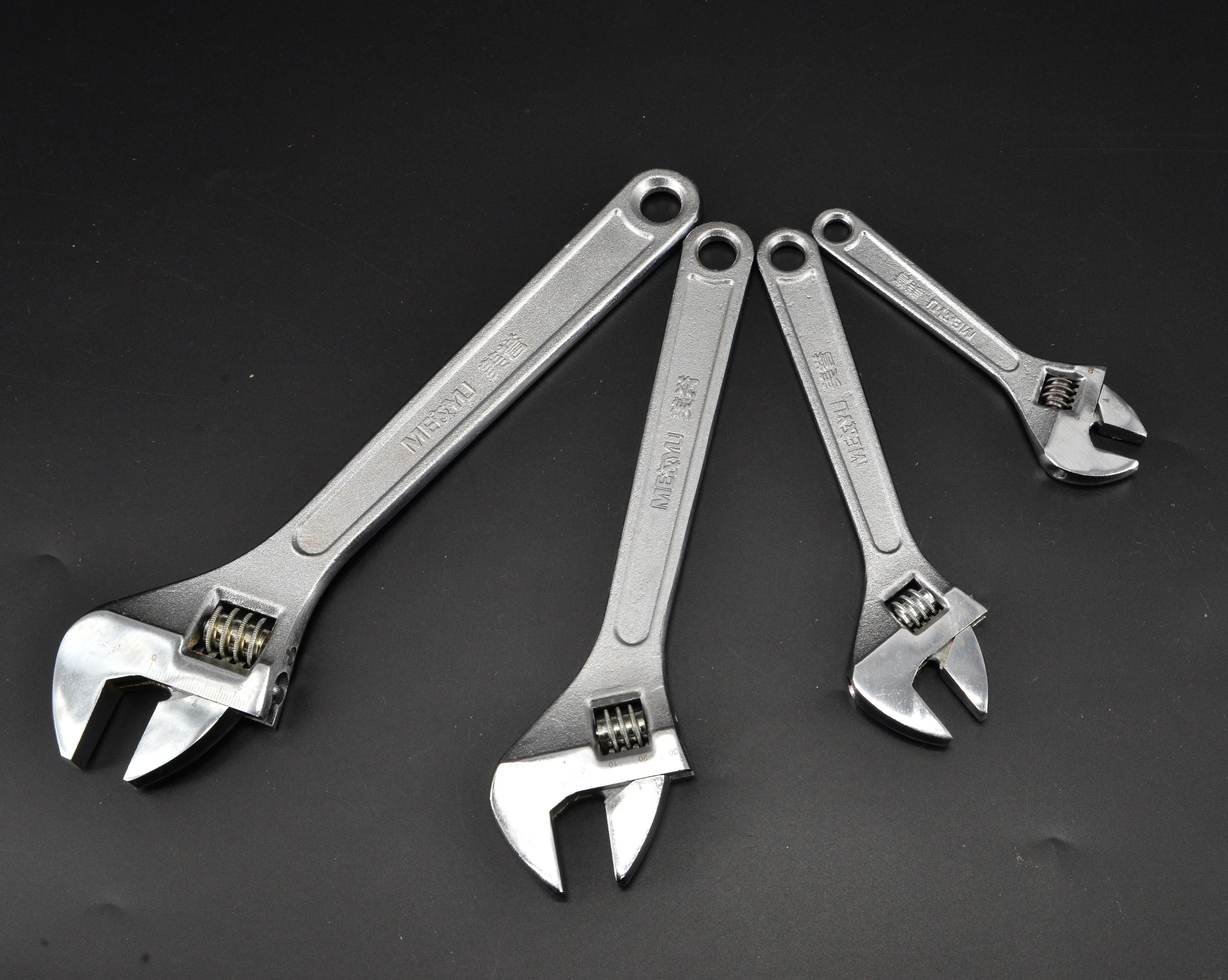 Factory Wholesale High Quality Professional Heavy Duty Tool Universal Multitool Adjustable Wrench Spanner for sale