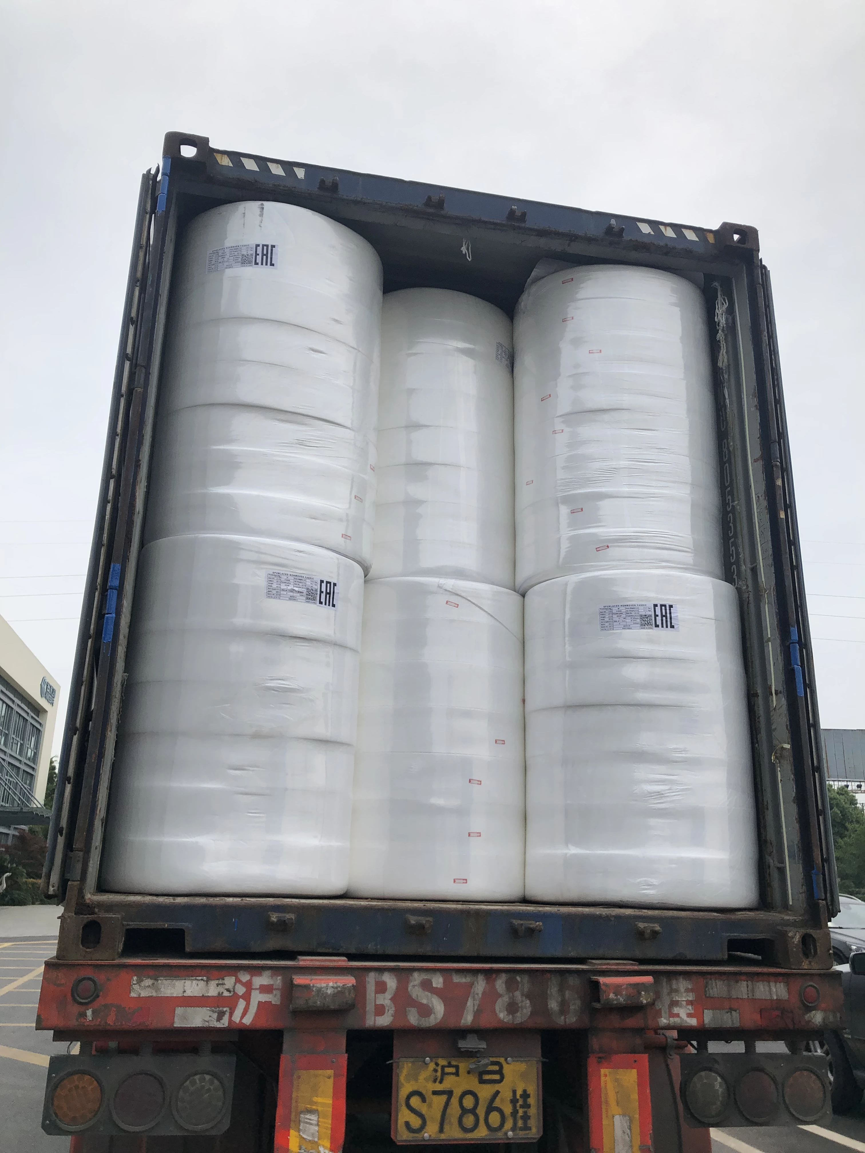 KINGSAFE FSC GMPC CE ISO13485 BSCI BIODEG Biodegradable Roll Wipes Flushable Non Woven Fabric Nonwoven