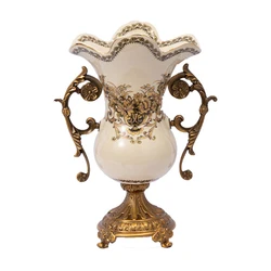 Made in China complete in specifications Ceramic vase