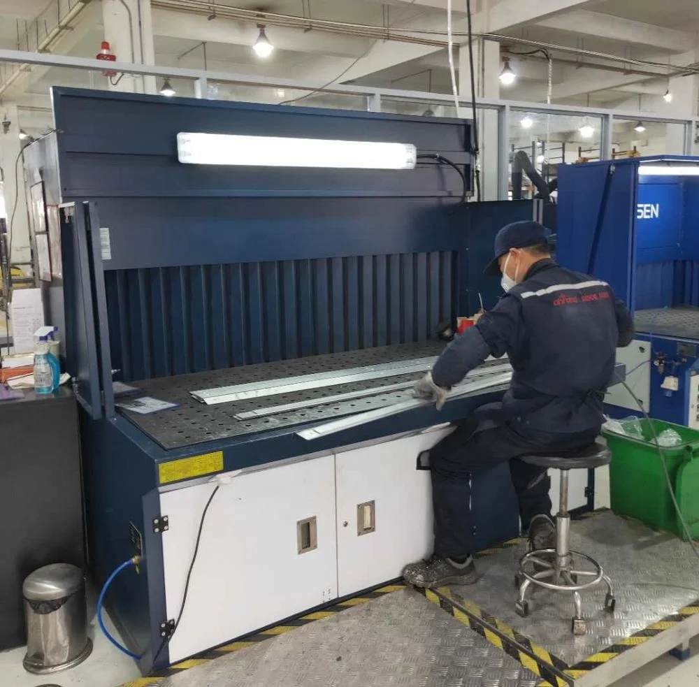 380V/50Hz Automatic Cleaning 7.5kW Industrial Downdraft Grinding Dust Collector