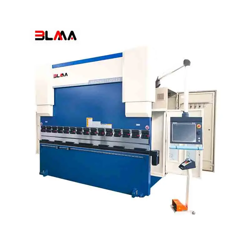 CNC hydraulic press brake stainless steel bending machine with Delem DA69T 200Ton 3200mm system buy cheap
