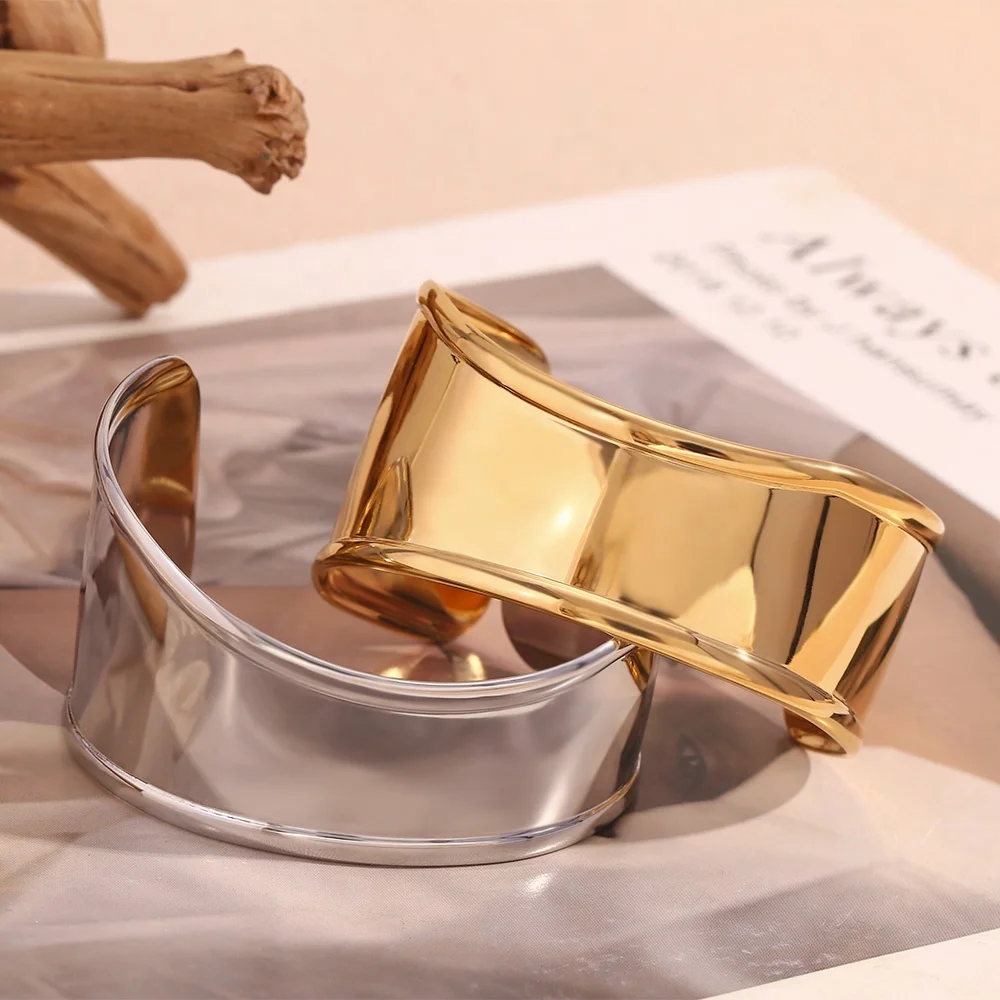 Dreamshow Chunky Cuff Bangle PVD Gold Plated Jewelry Tarnish Free Statement Bangle 316L Stainless Steel Jewelry