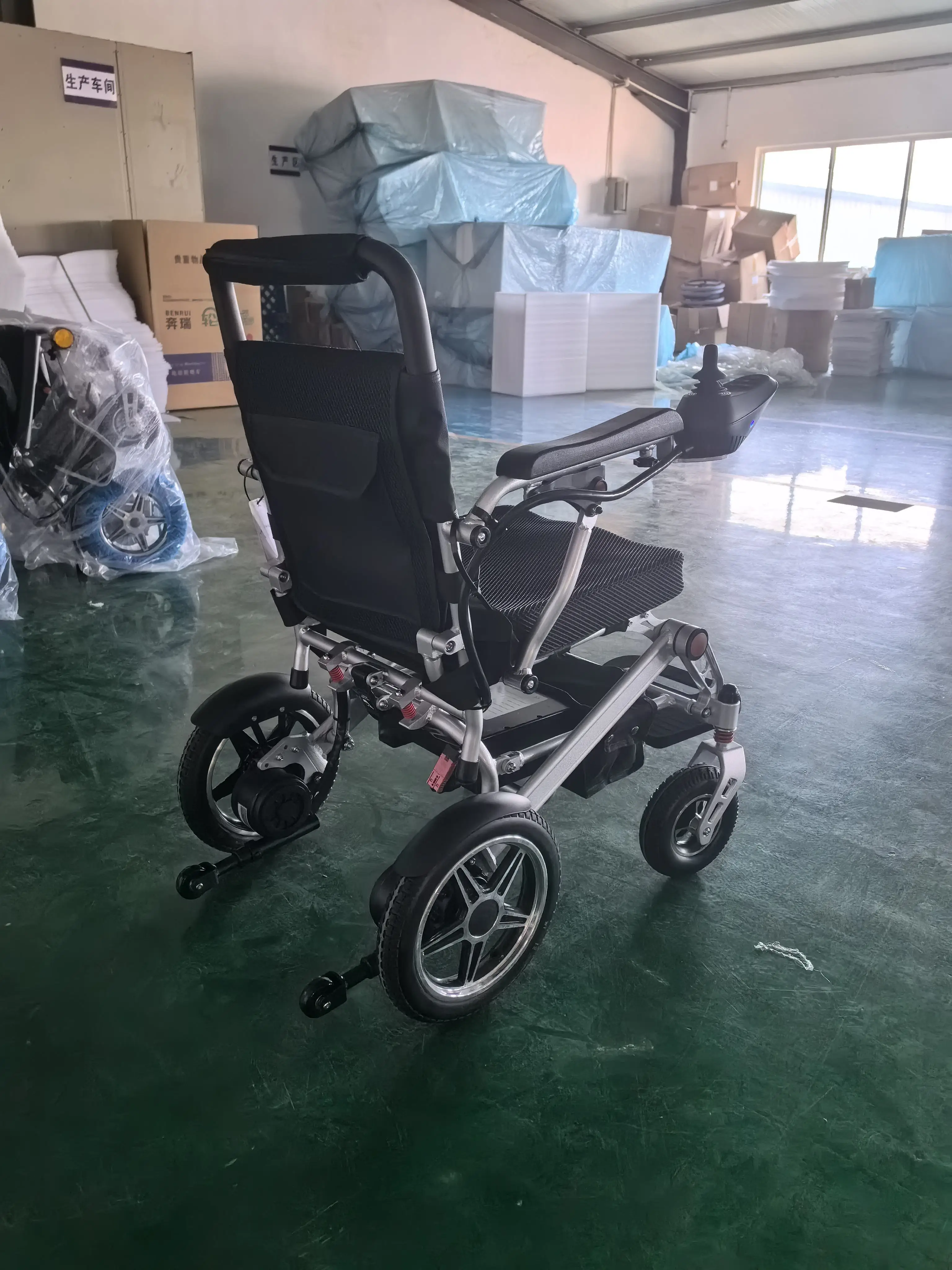 Lightweight Folding Power Electric Wheel Chair Portable Foldable Electric Wheelchair for Disabled