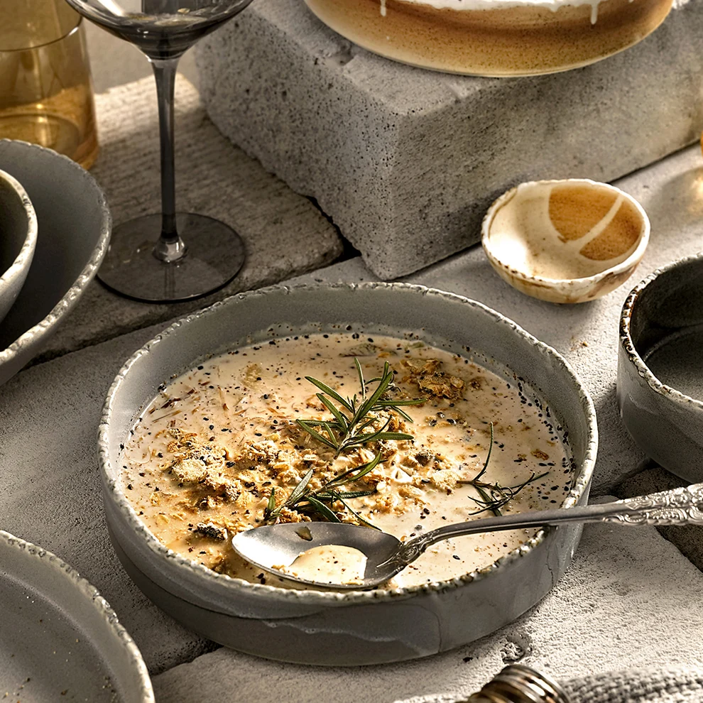 High Quality Durable Vajilla Porcelain Dinnerware Set Pasta Sushi Vintage Restaurant Tableware Set Matte stackable Ceramic Plate