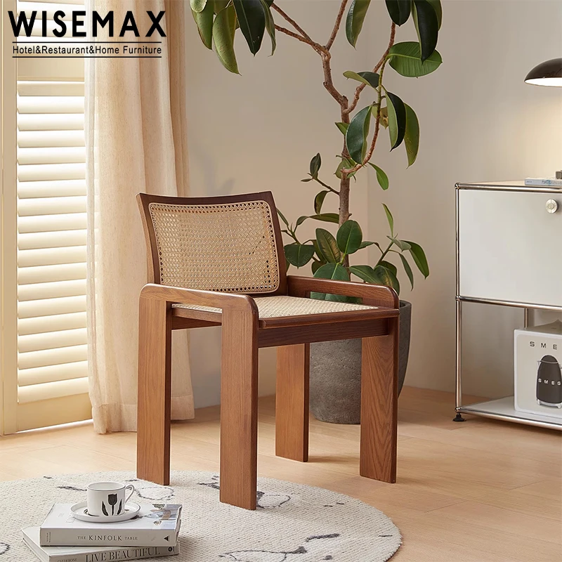 WISEMAX FURNITURE Retro style kitchen furniture solid wood rattan recliner backrest armrest single leisure chairs for restaurant