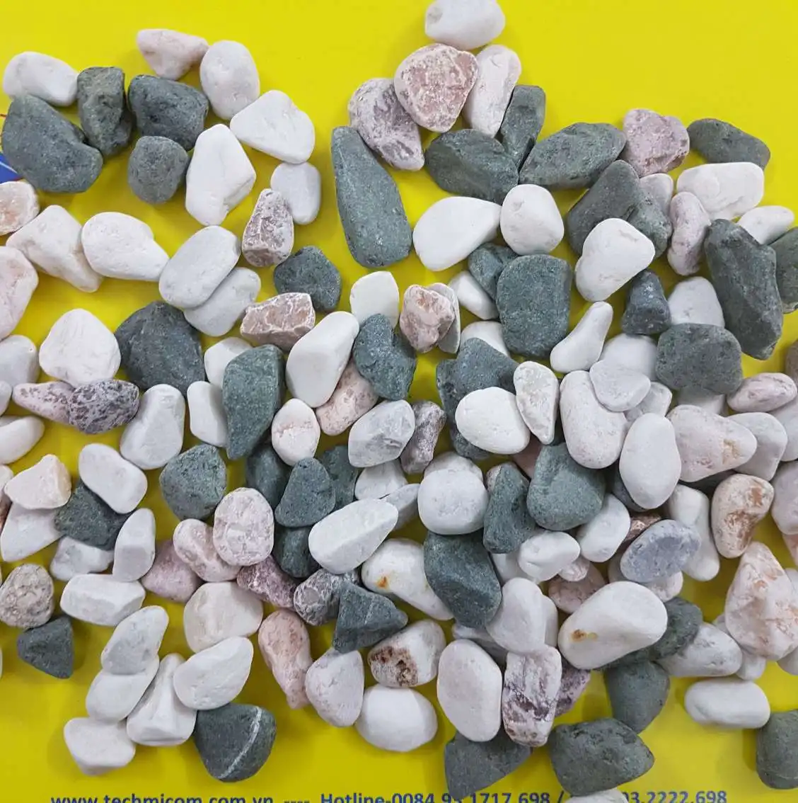Natural River Rocks White Color Pebble Stone Cobblestone for Landscape Paving Stone